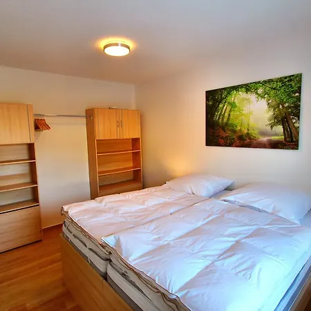 Ferienwohnung Landhus * Alt Schwerin