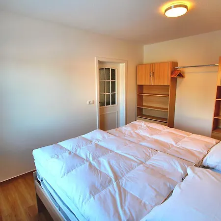 Ferienwohnung Landhus Alt Schwerin